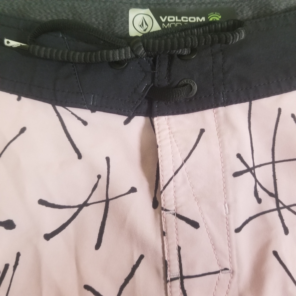 Volcom Swim Trunks - Picture 2 of 7